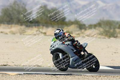 media/Dec-04-2025-Racers Edge (Thu) [[5ebc9f124d]]/3-B Group/1-Session 1 (Turn 7)/